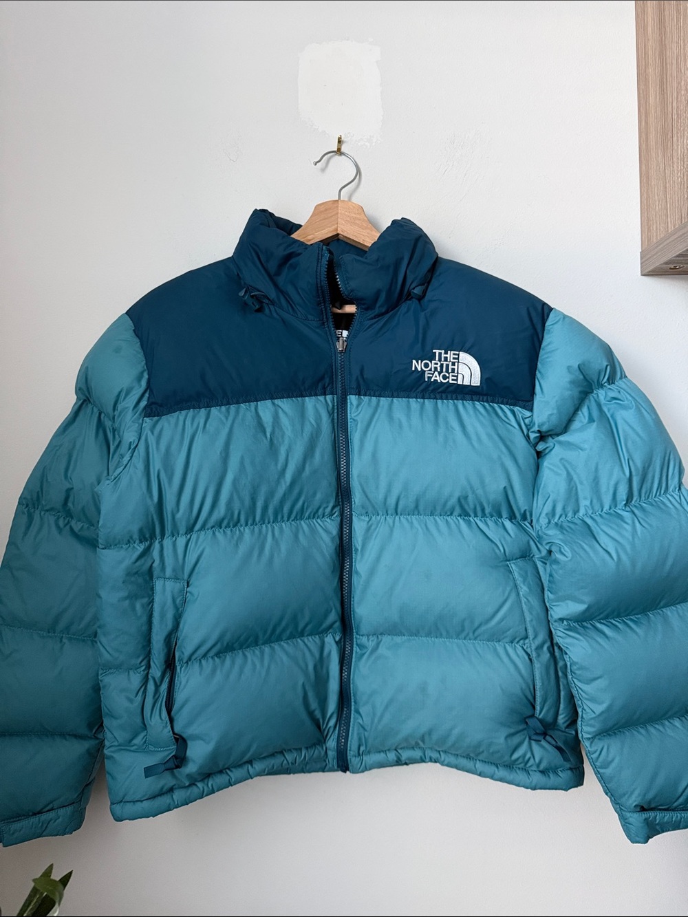 The North Face 1996 Retro Nuptse Jacket, an iconic 700-fill Size L